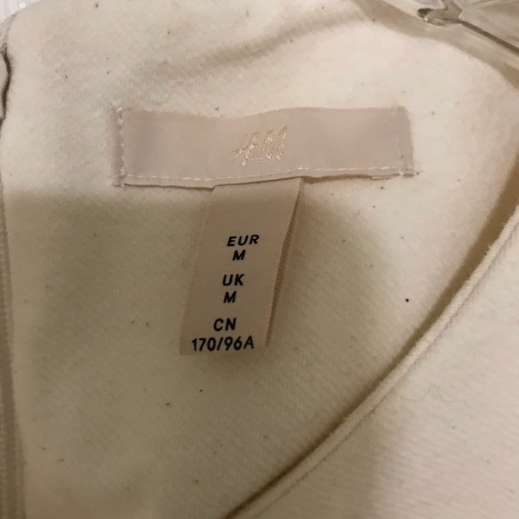 H&M puff sleeve dress - Picture 9 of 15